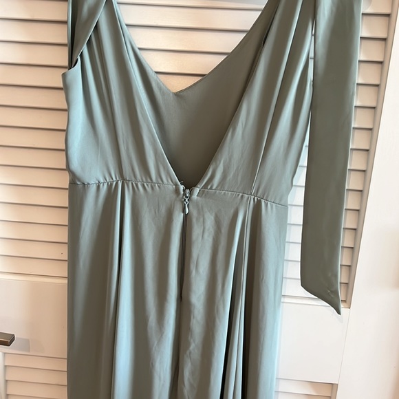 Silver sage show me your mumu bridesmaids dress - Picture 2 of 3
